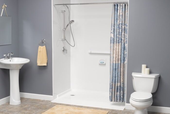 3 Benefits of Acrylic Shower Liners